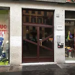 Jet Lag Guesthouse